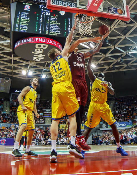 看似是一场 看似是一场